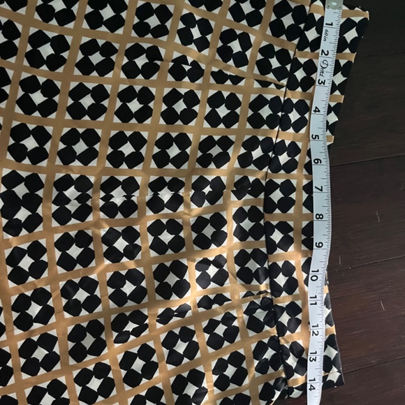 Zara Patterned Satin Pants - Picture 7 of 9